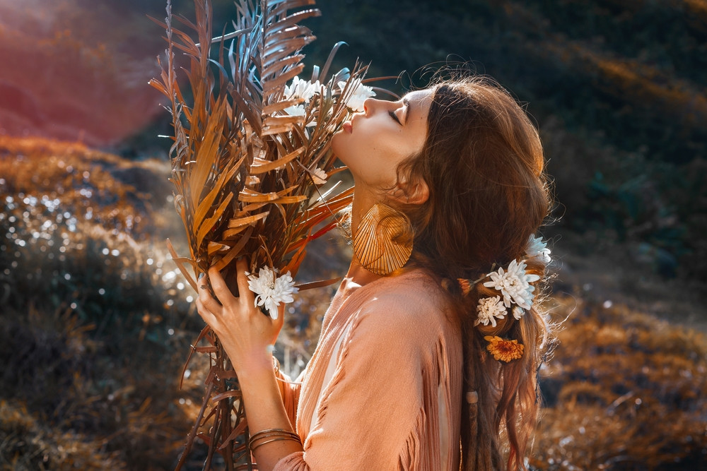 Schamanismus, die Natur und die Lebewesen wertschätzen: Foto: © Zolotarevs / shutterstock / #2140182211